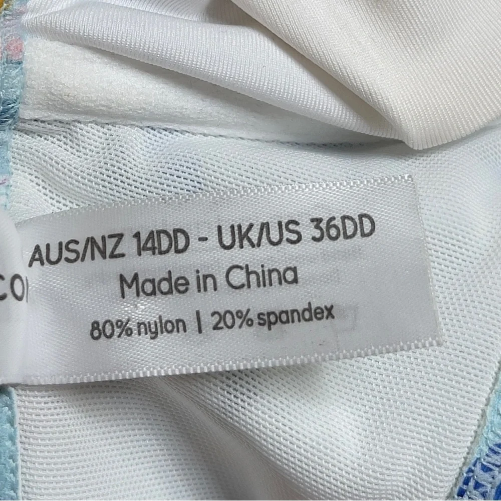 Lilly & Lime NWT 36DD Floral Bikini Swim Top